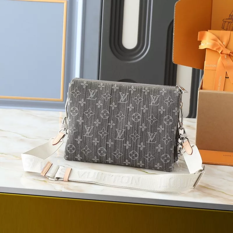Modern 9675 Louis Vuitton Messenger Bags
