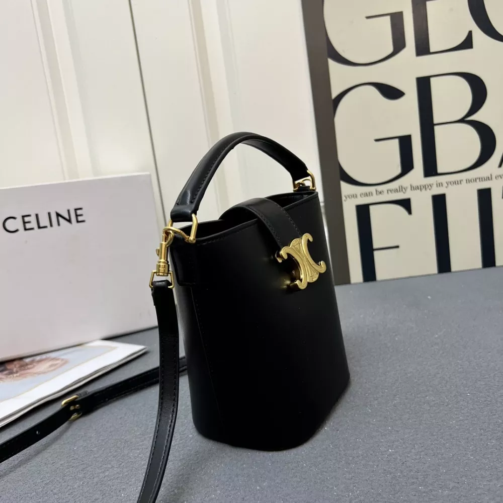 Modern 9814 Celine AAA Quality Messenger Bags For Women
