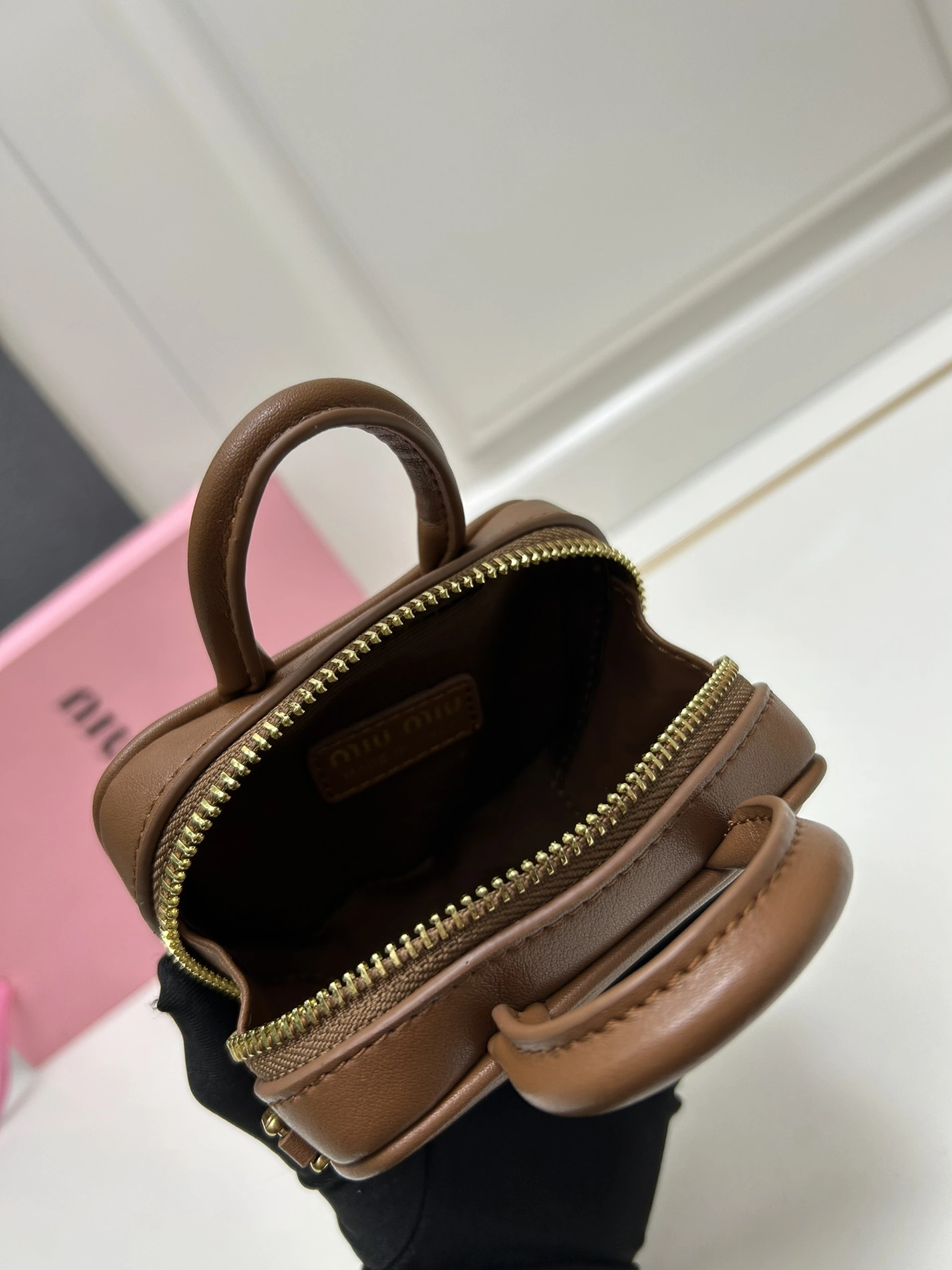 Modern 9867 MIU MIU AAA Quality Messenger Bags For Women
