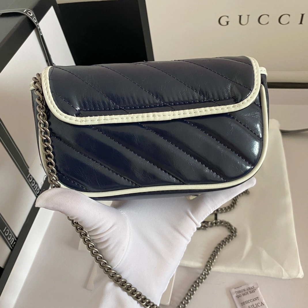 Modern 9954 Gucci AAA Quality Messenger Bags For Women