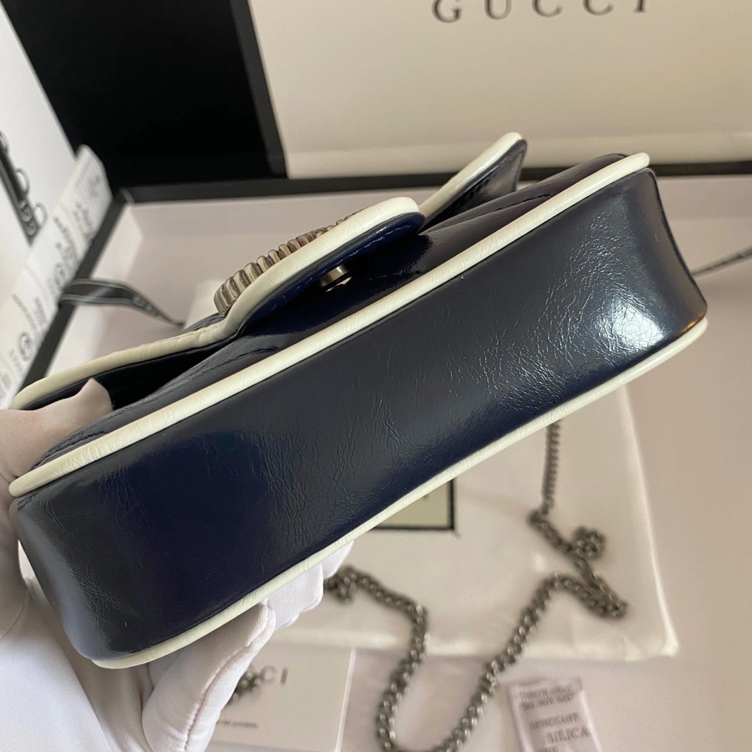 Modern 9954 Gucci AAA Quality Messenger Bags For Women
