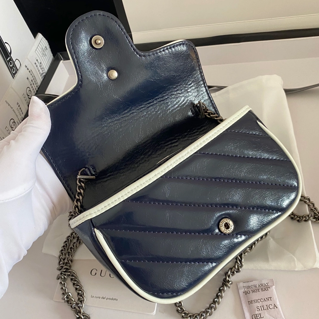 Modern 9954 Gucci AAA Quality Messenger Bags For Women