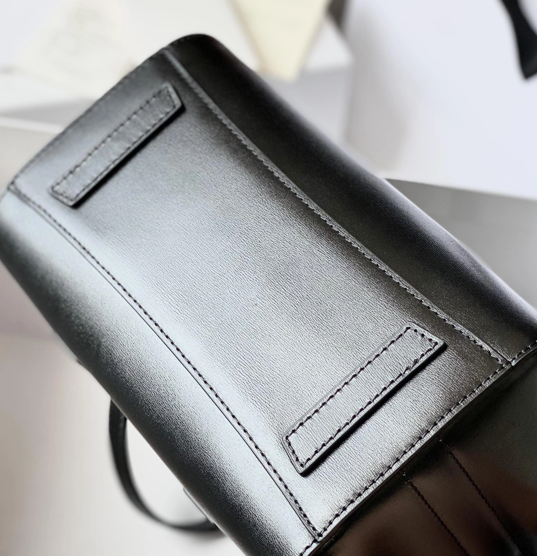 ModernLook 1133 Givenchy AAA Quality Handbags For Women