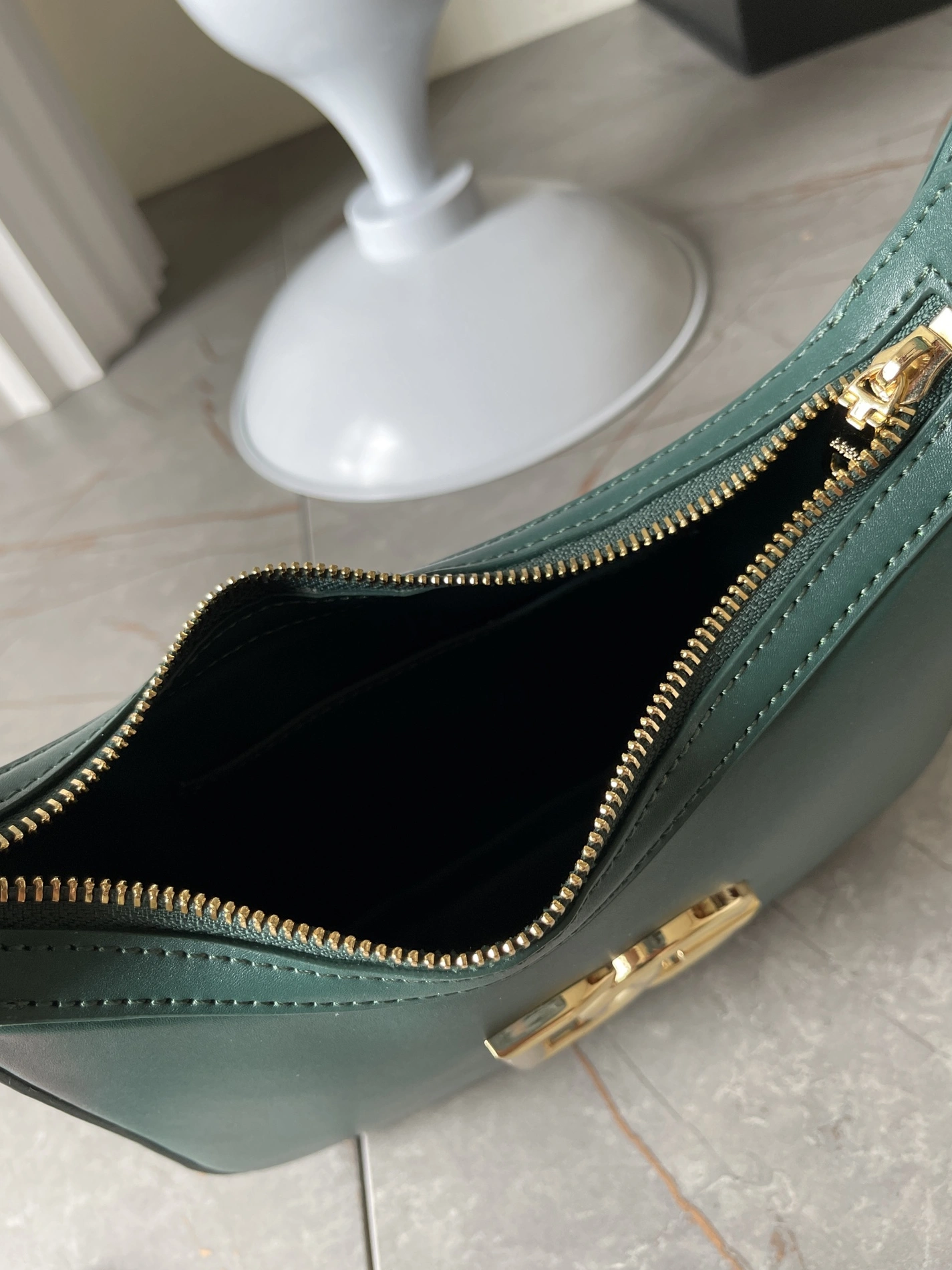 ModernLook 1318 Dolce & Gabbana AAA Quality Shoulder Bags For Women