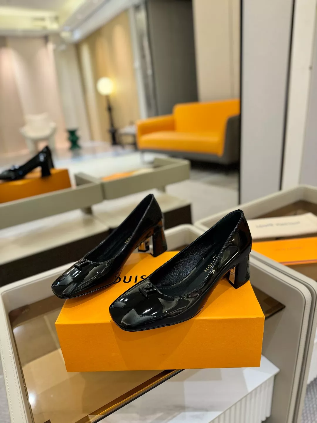 ModernLook 1336 Louis Vuitton High-Heeled Shoes For Women