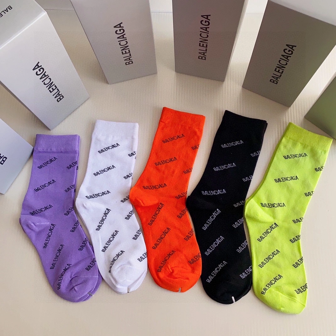 ModernLook 1582 Balenciaga Socks