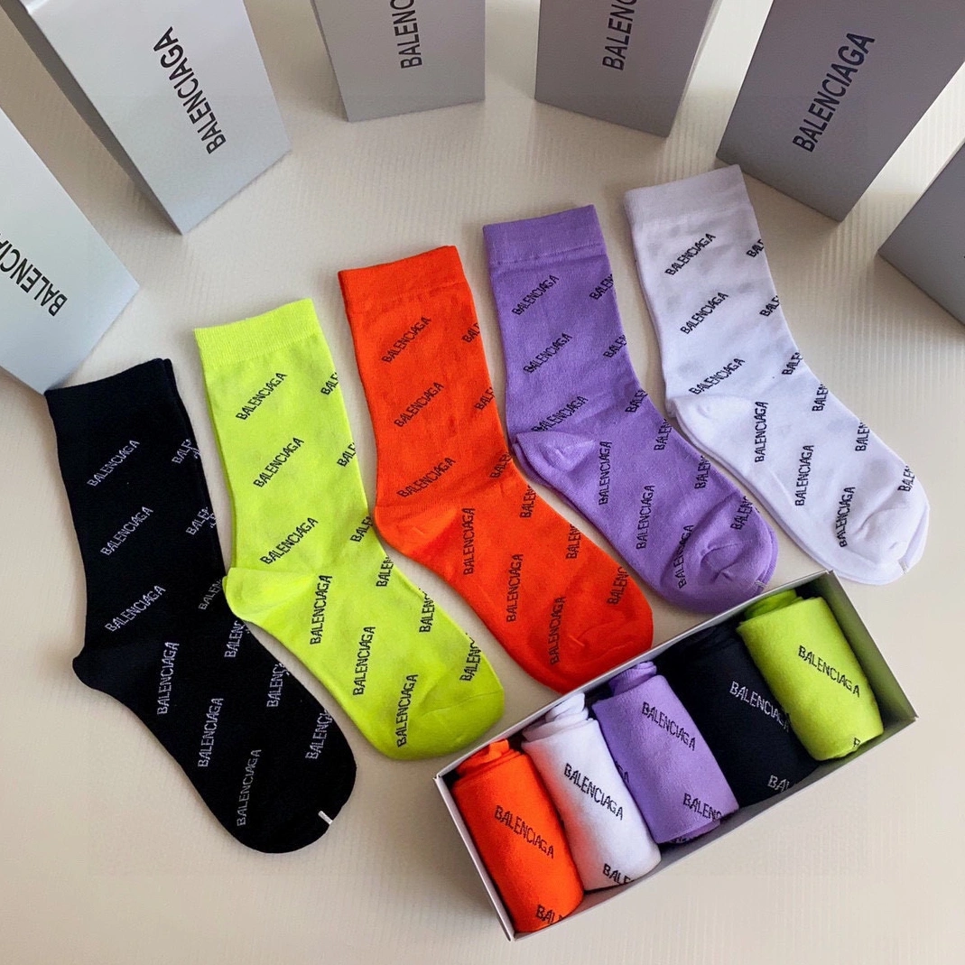 ModernLook 1582 Balenciaga Socks