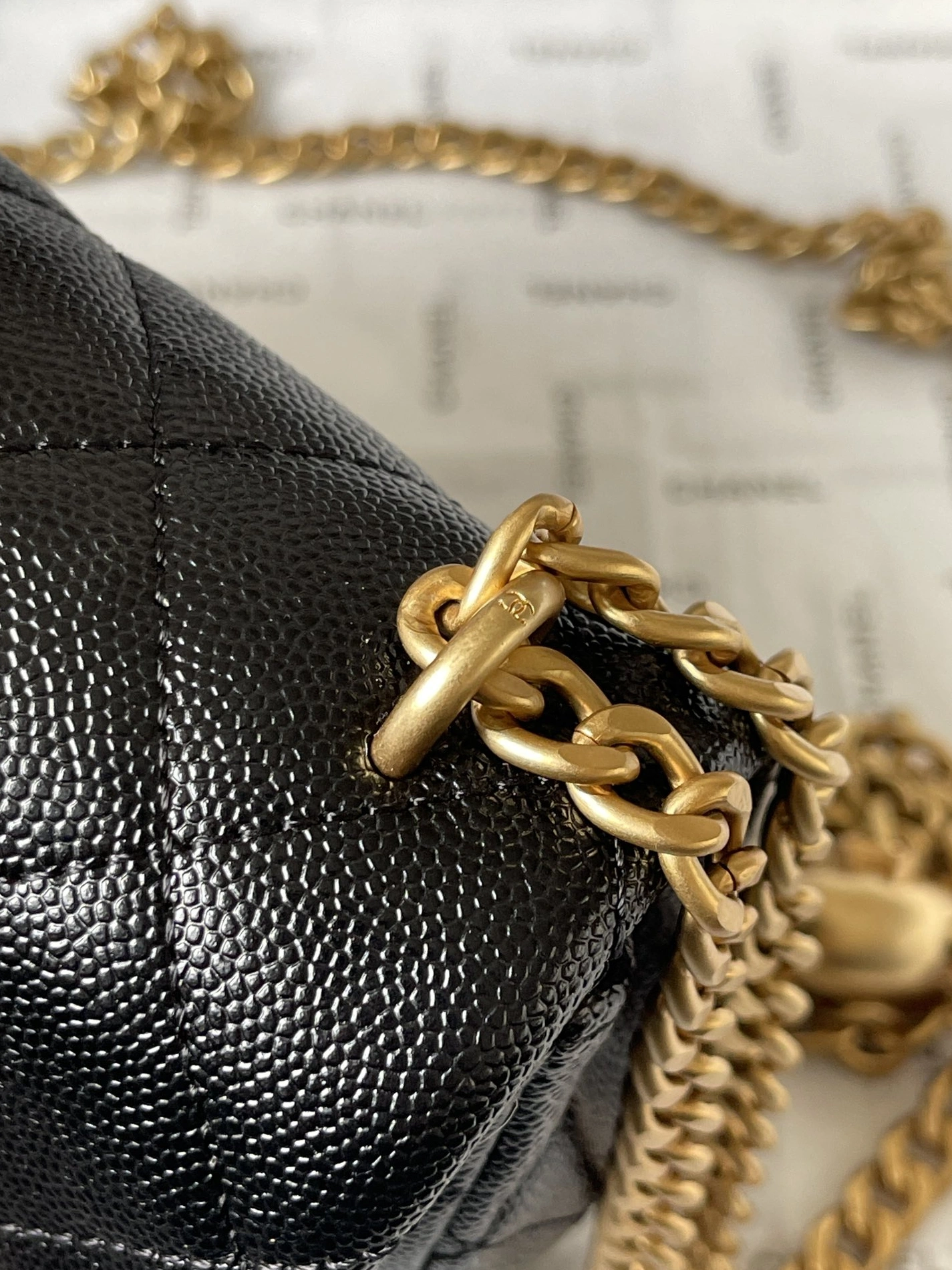ModernLook 2006 Chanel AAA Quality Messenger Bags For Women