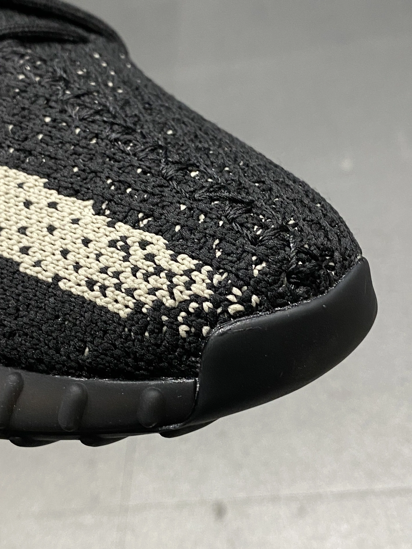 ModernLook 2018 Adidas Yeezy Shoes For Men