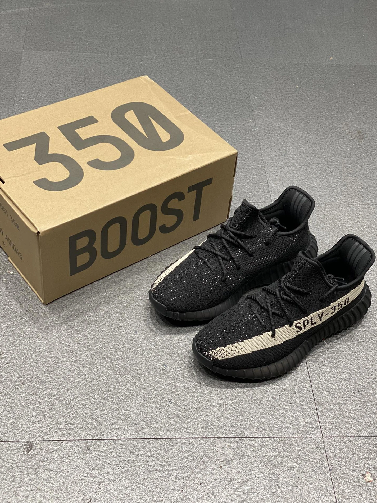 ModernLook 2018 Adidas Yeezy Shoes For Men