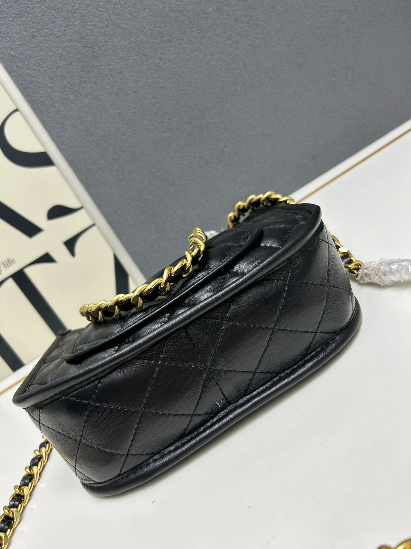 ModernLook 2066 Chanel AAA Quality Shoulder Bags For Women