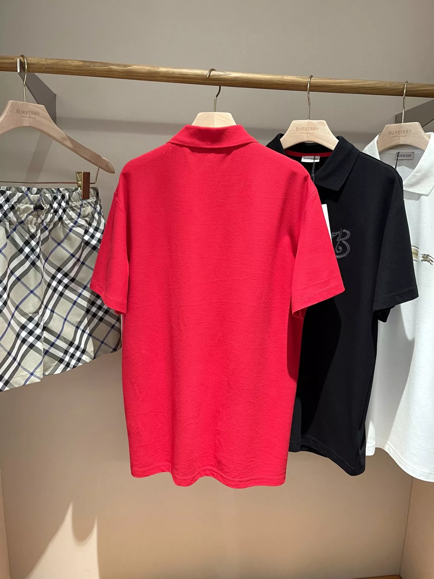 ModernLook 2325 Burberry T-Shirts Short Sleeved For Unisex