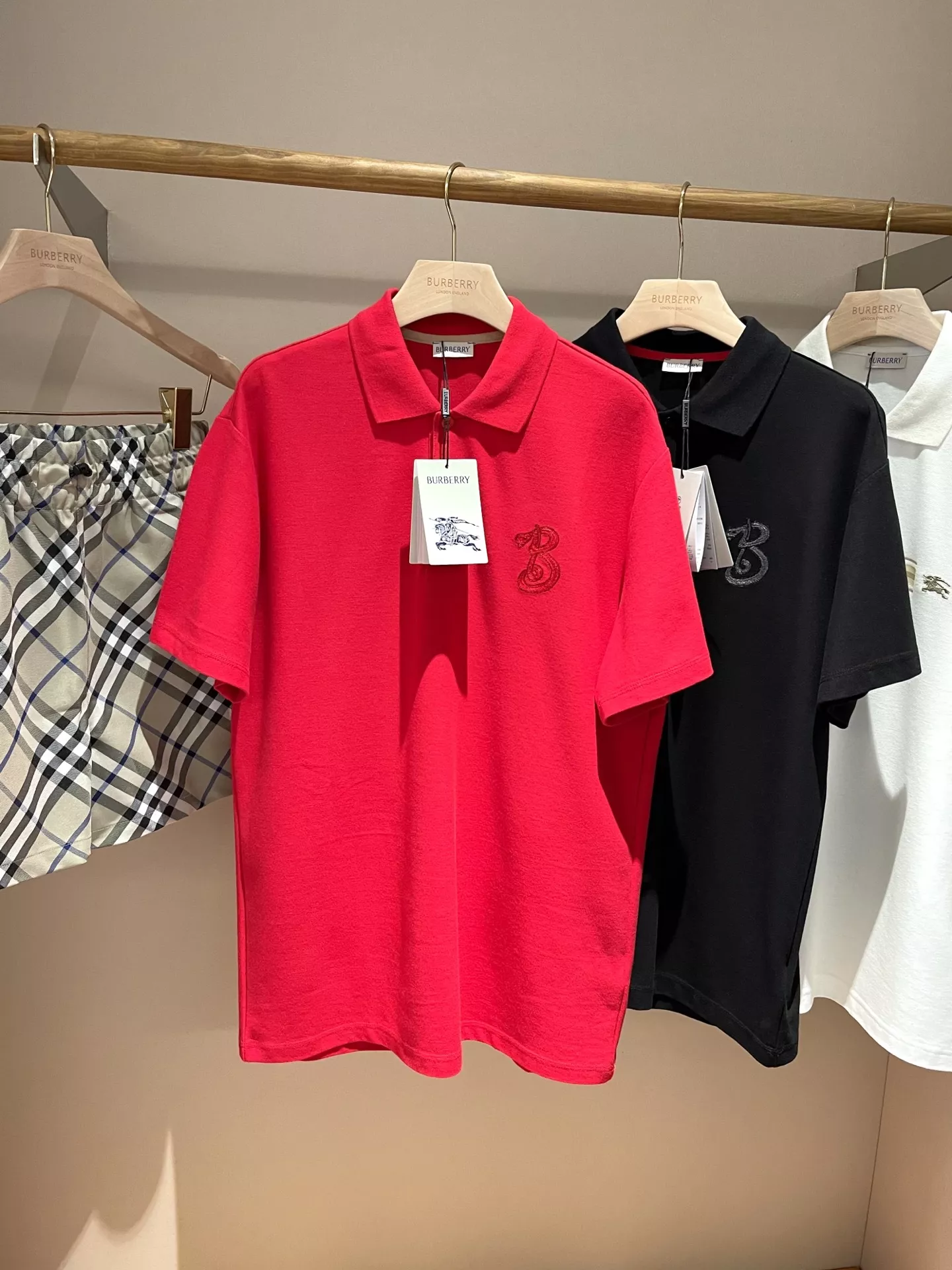 ModernLook 2325 Burberry T-Shirts Short Sleeved For Unisex