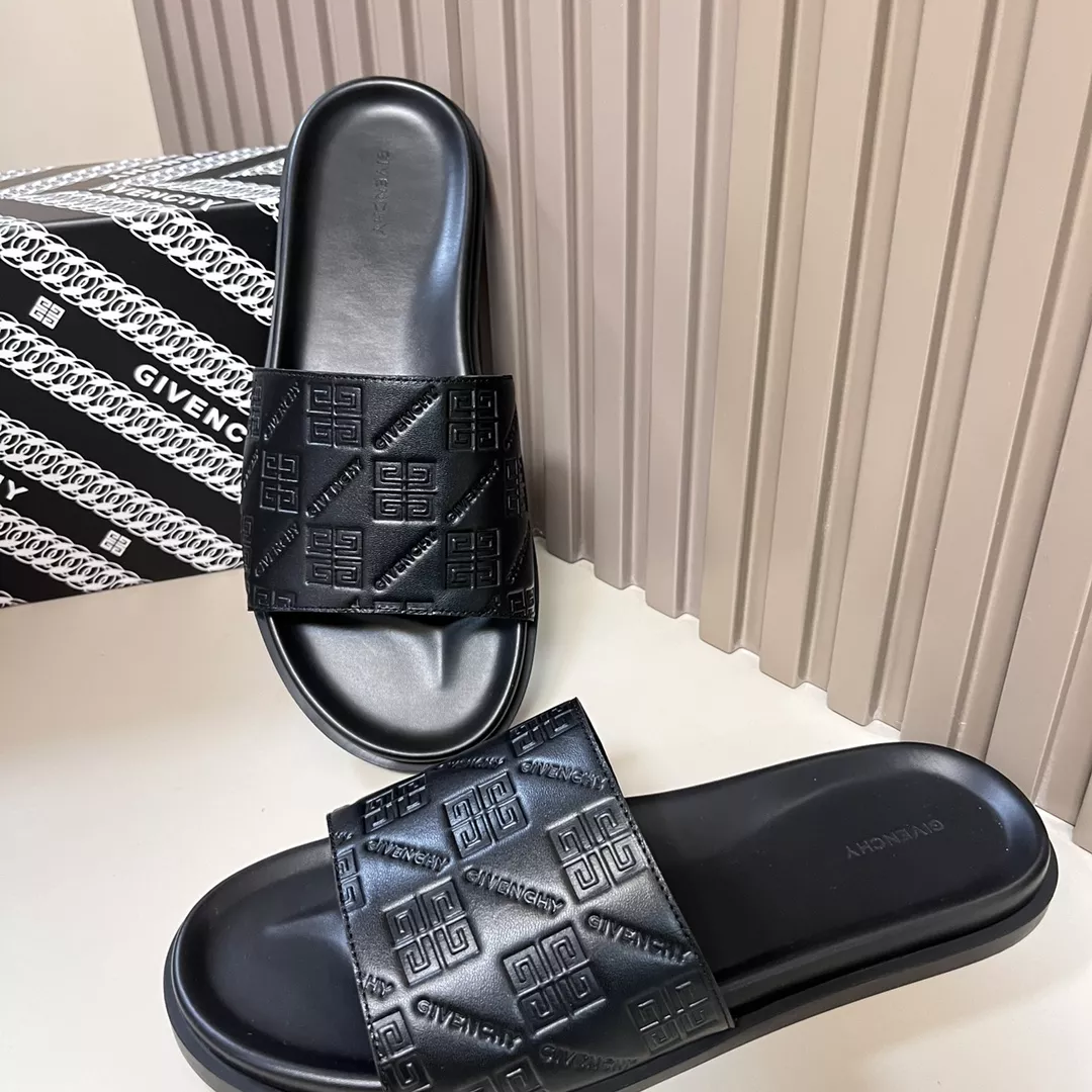 ModernLook 2412 Givenchy Slippers For Men