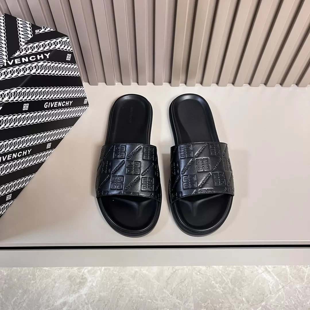 ModernLook 2412 Givenchy Slippers For Men