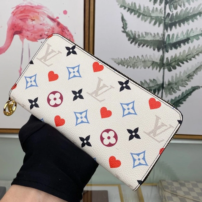 ModernLook 2516 Louis Vuitton AAA Quality Wallets For Women