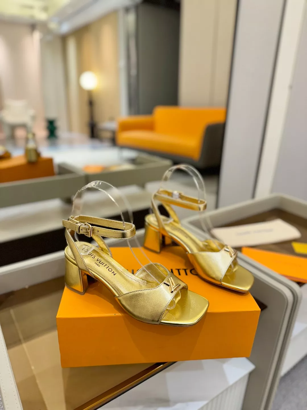 ModernLook 2706 Louis Vuitton Sandal For Women