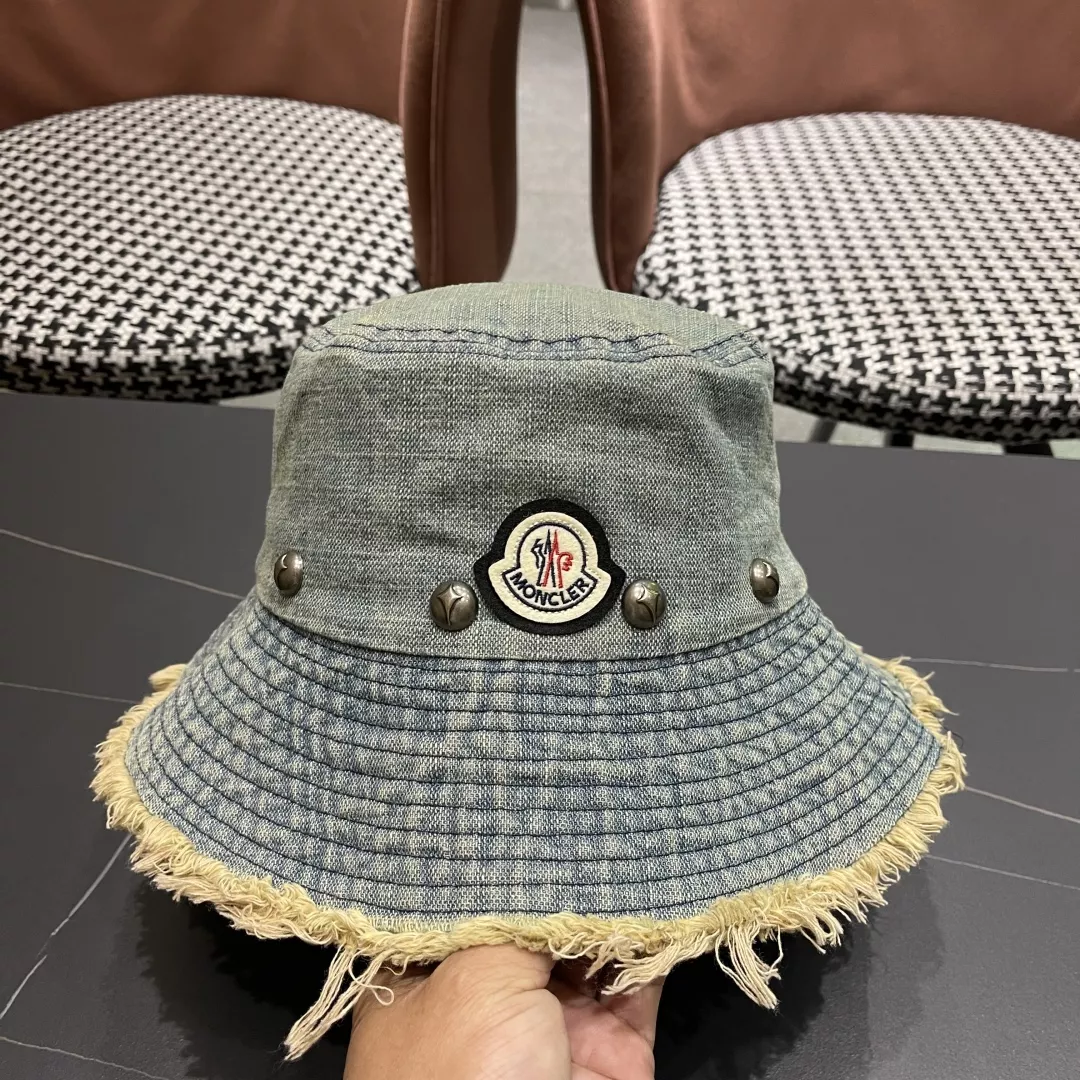 ModernLook 2763 Moncler Caps