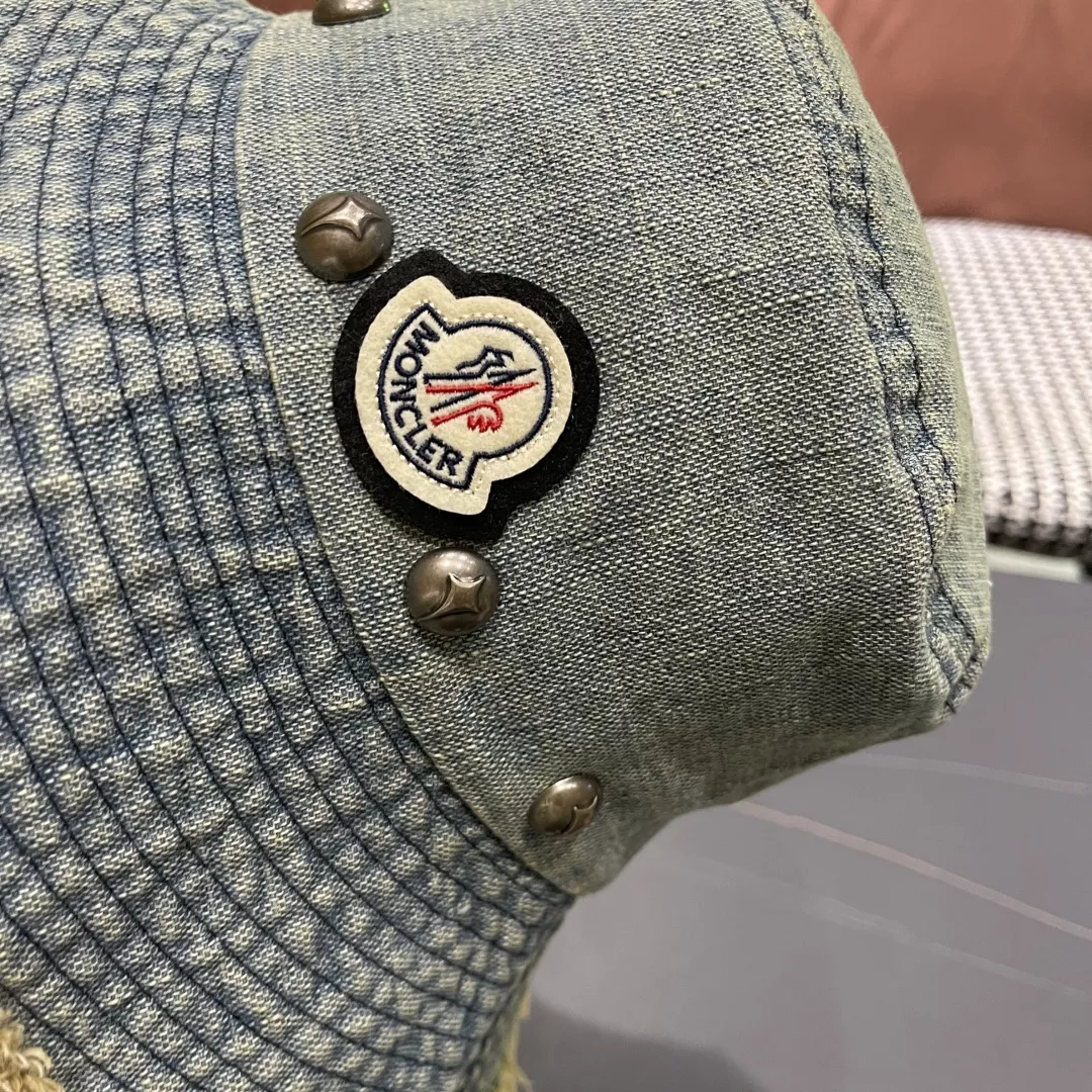 ModernLook 2763 Moncler Caps