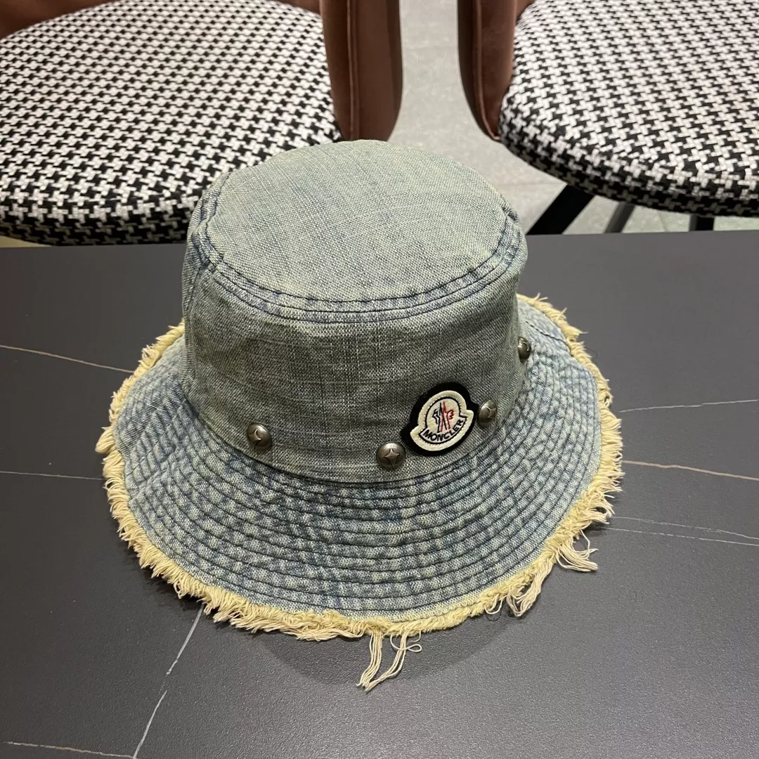 ModernLook 2763 Moncler Caps