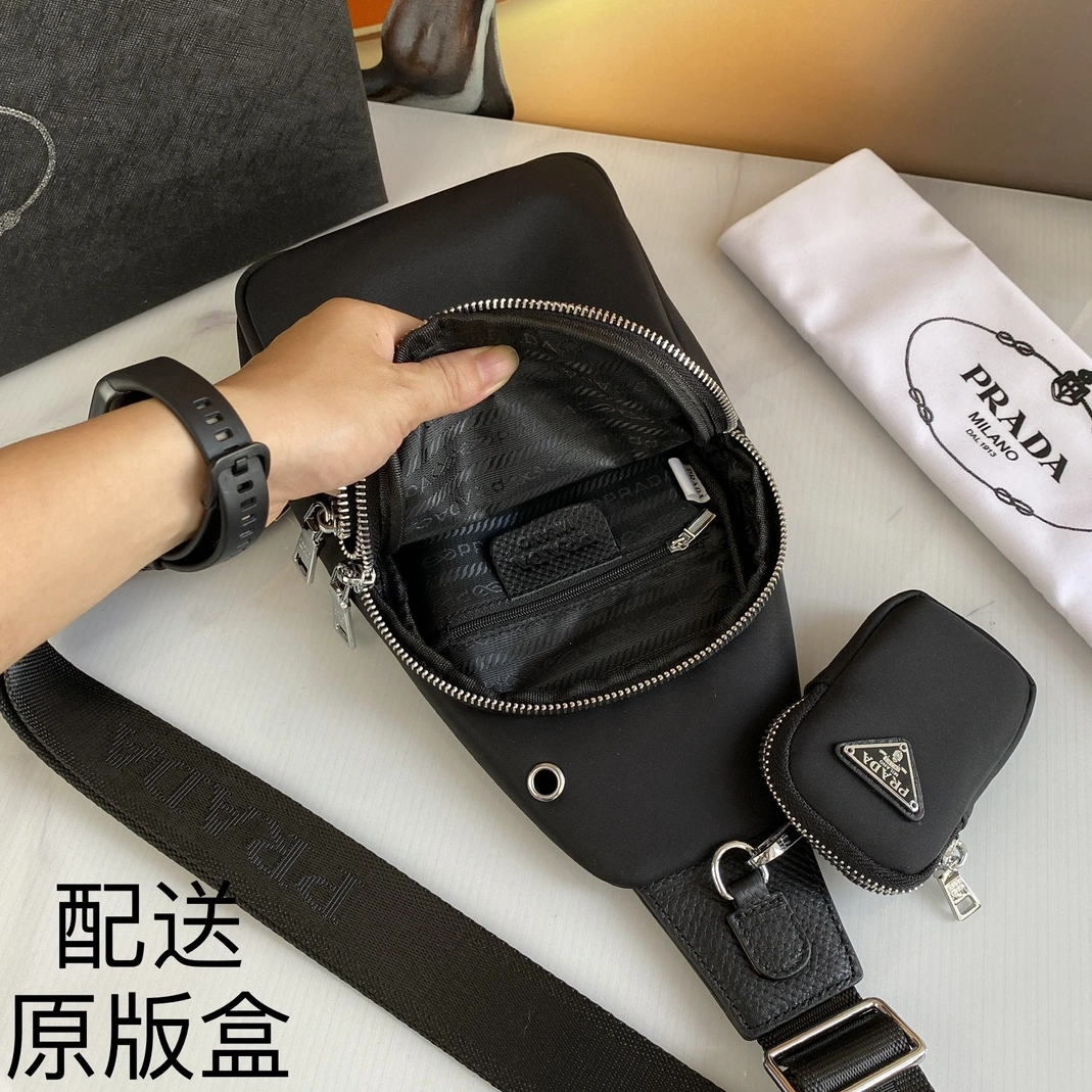 ModernLook 2864 Prada AAA Man Messenger Bags