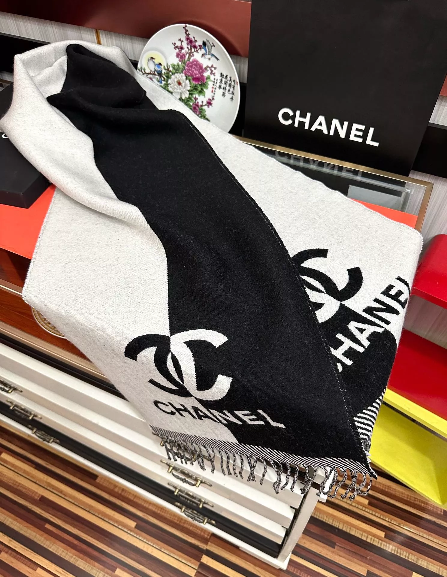ModernLook 2976 Chanel Scarves For Women