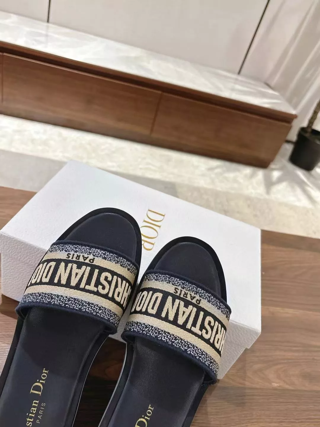 ModernLook 2998 Christian Dior Slippers For Women