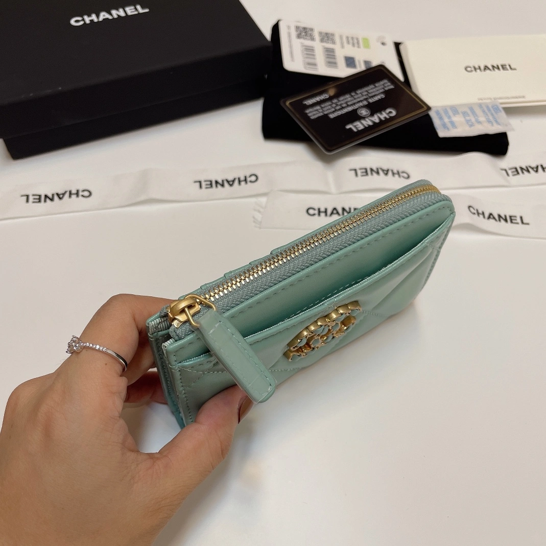 ModernLook 3074 Chanel Card Case