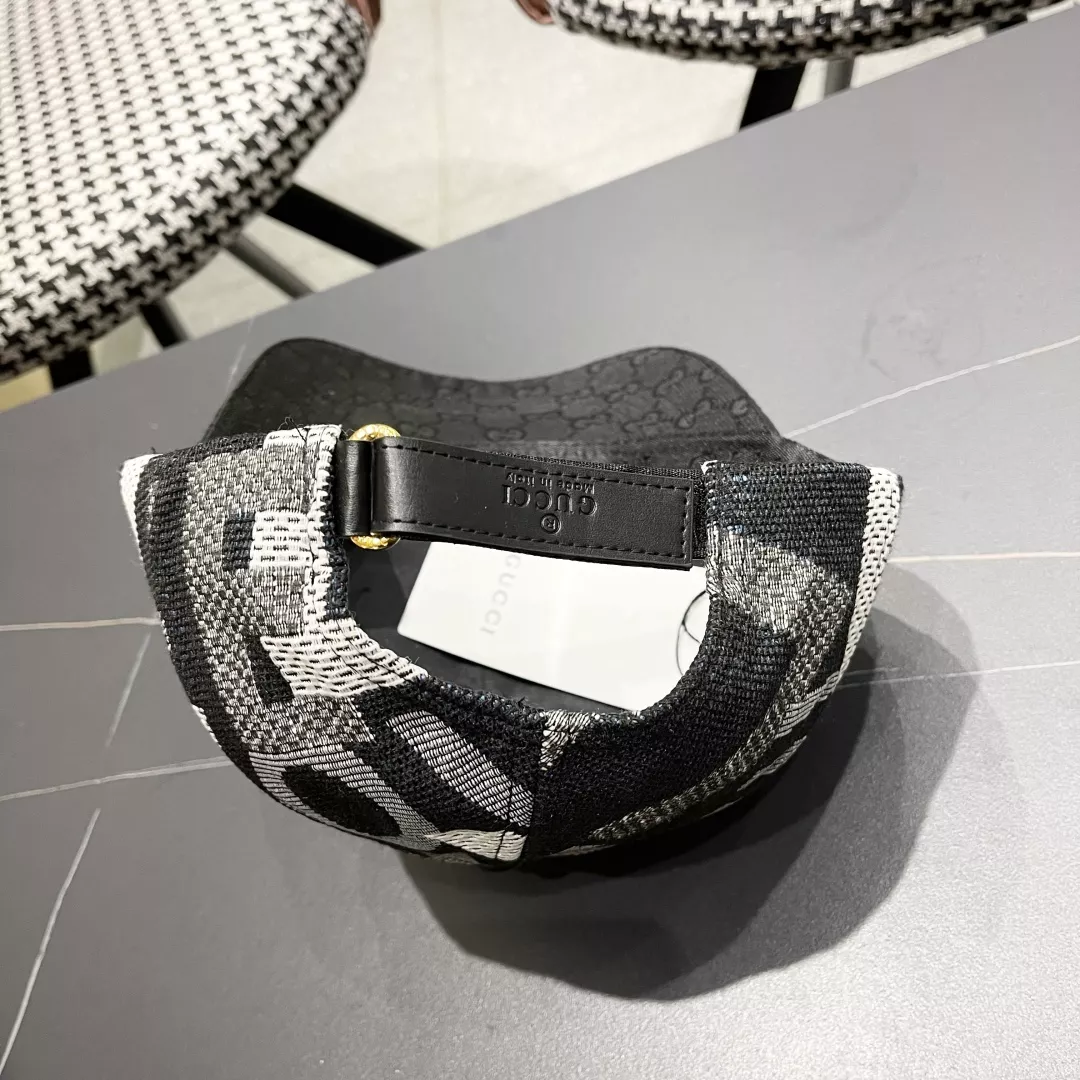 ModernLook 310 Gucci Caps