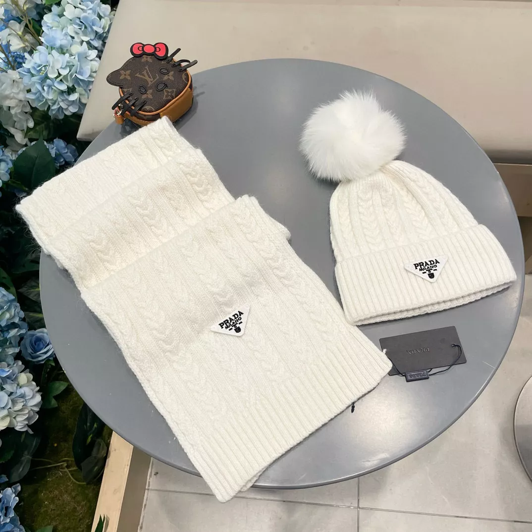 ModernLook 3172 Prada Hat and Scarf Set