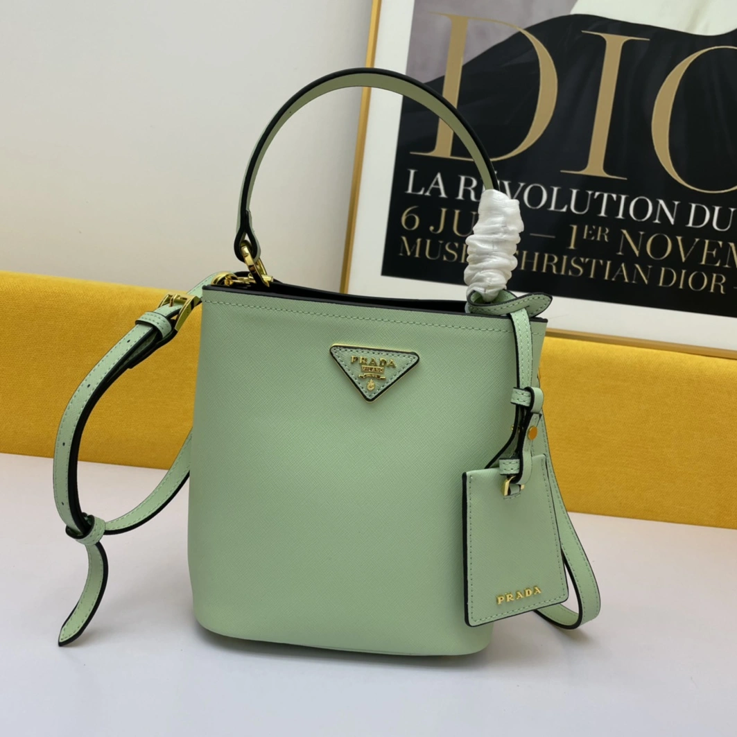 ModernLook 3207 Prada AAA Quality Handbags For Women