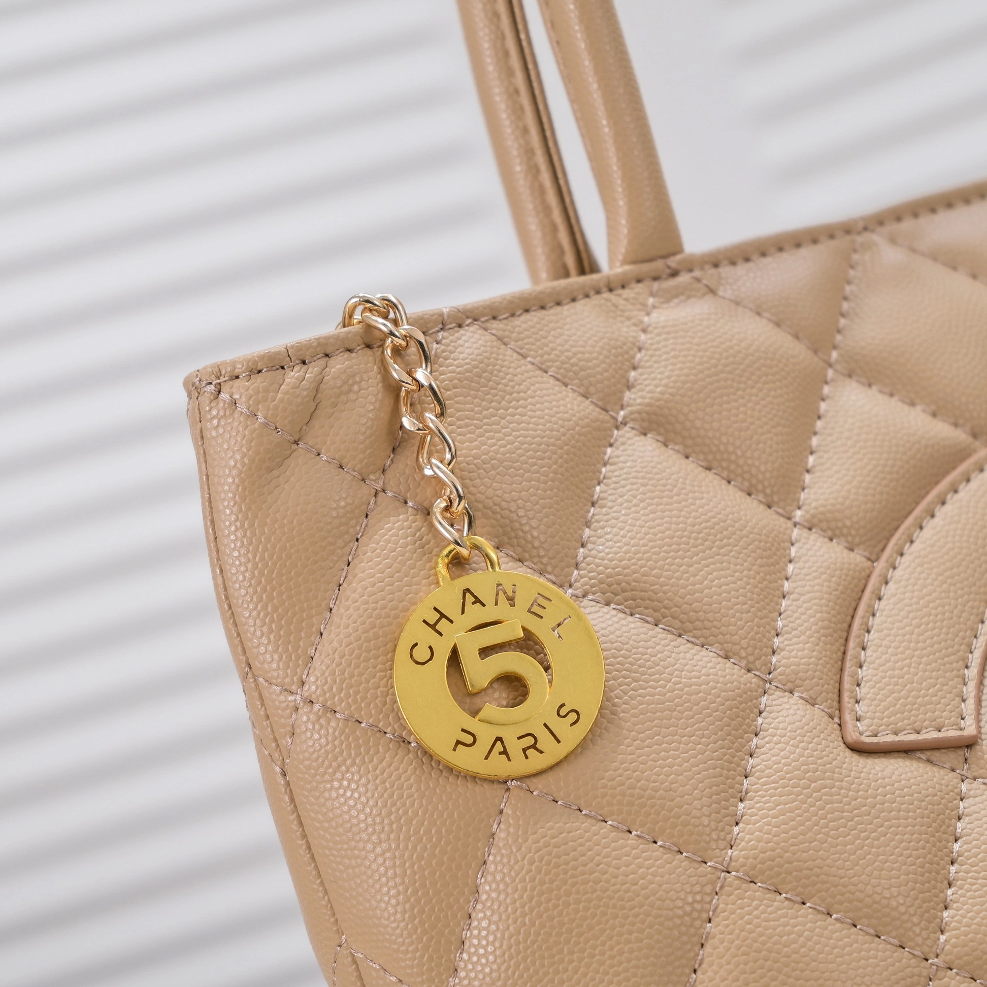 ModernLook 3215 Chanel AAA Quality Handbags For Women