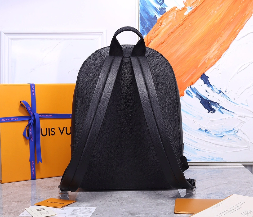 ModernLook 3370 Louis Vuitton LV AAA Man Backpacks