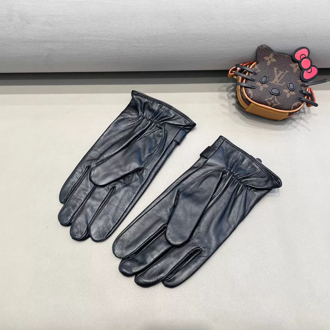ModernLook 3401 Prada Gloves For Men