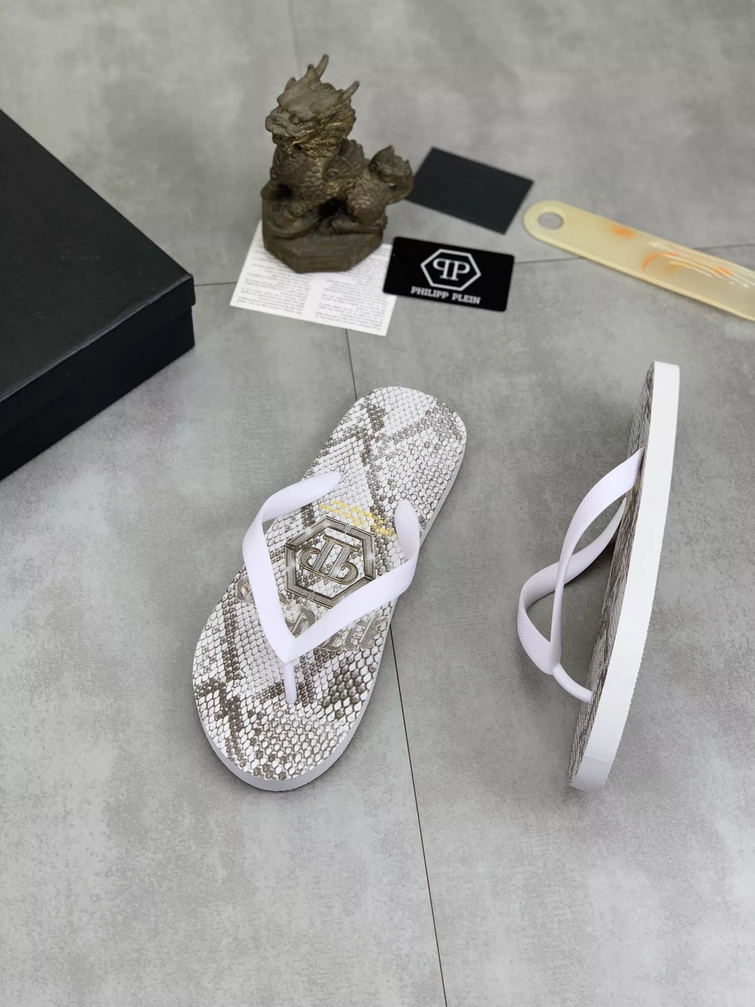 ModernLook 344 Philipp Plein PP Slippers For Women