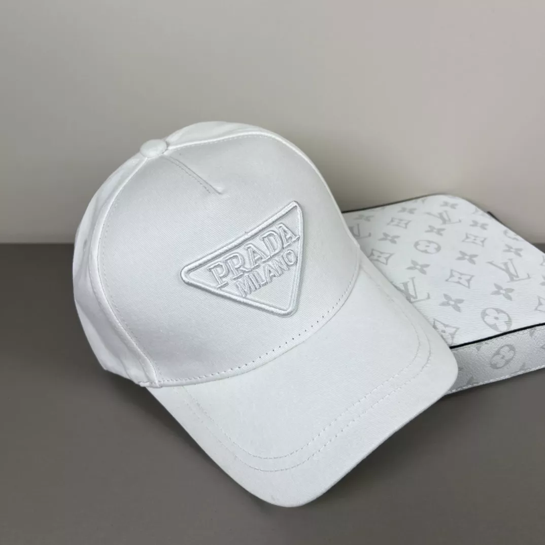 ModernLook 3665 Prada Caps