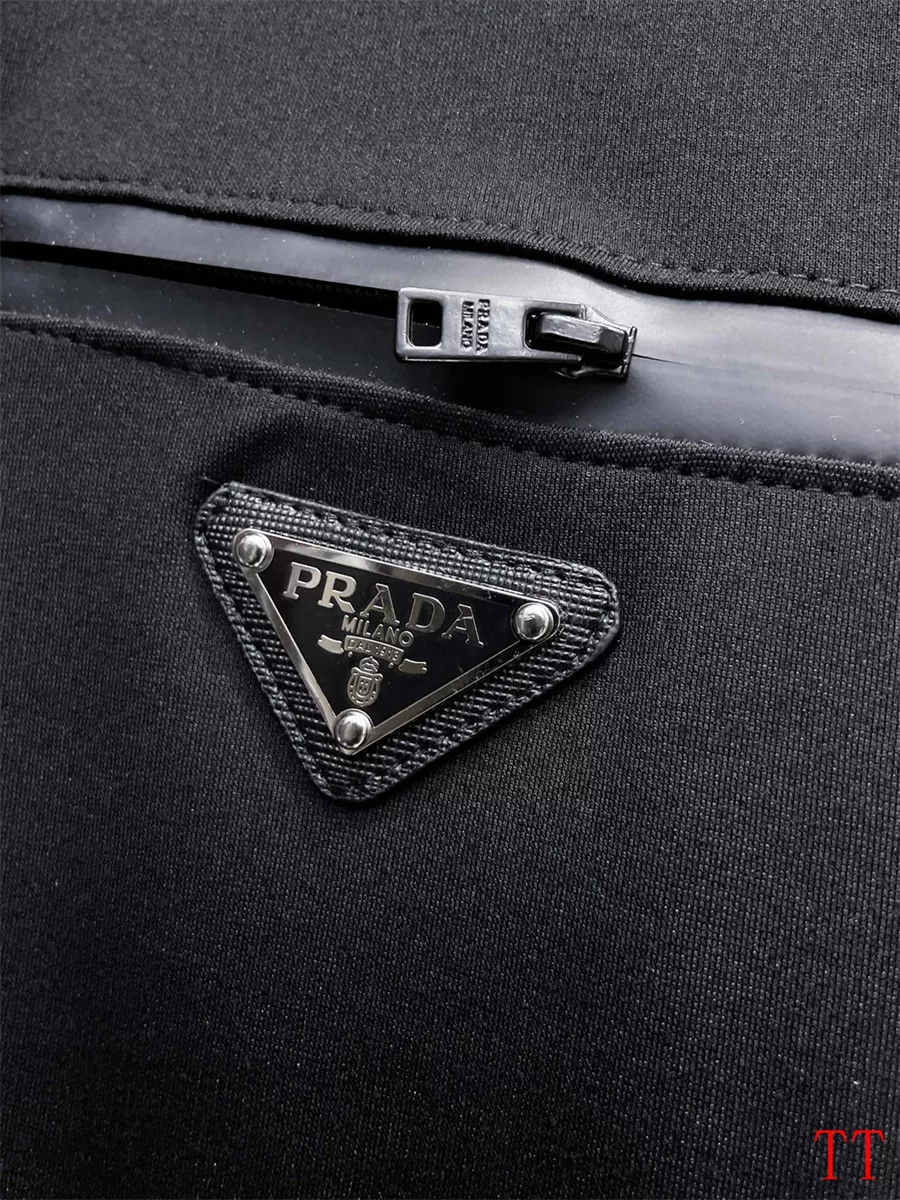 ModernLook 4023 Prada Tracksuits Long Sleeved For Men