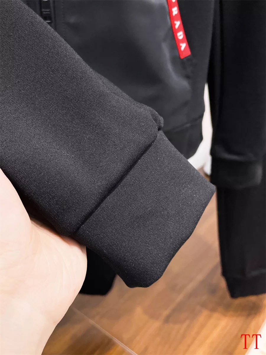 ModernLook 4023 Prada Tracksuits Long Sleeved For Men
