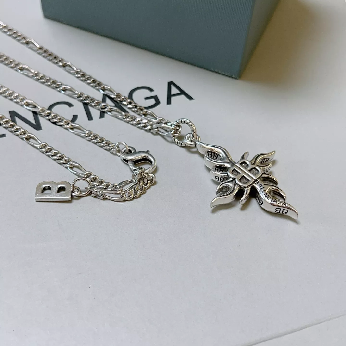 ModernLook 4059 Balenciaga Necklaces