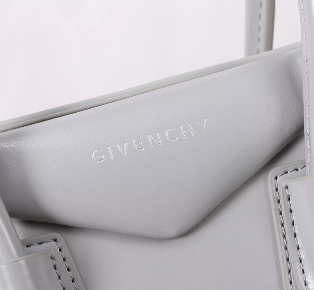 ModernLook 4166 Givenchy AAA Quality Handbags For Women