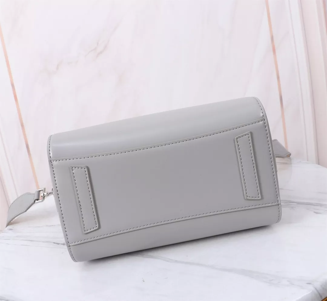 ModernLook 4166 Givenchy AAA Quality Handbags For Women