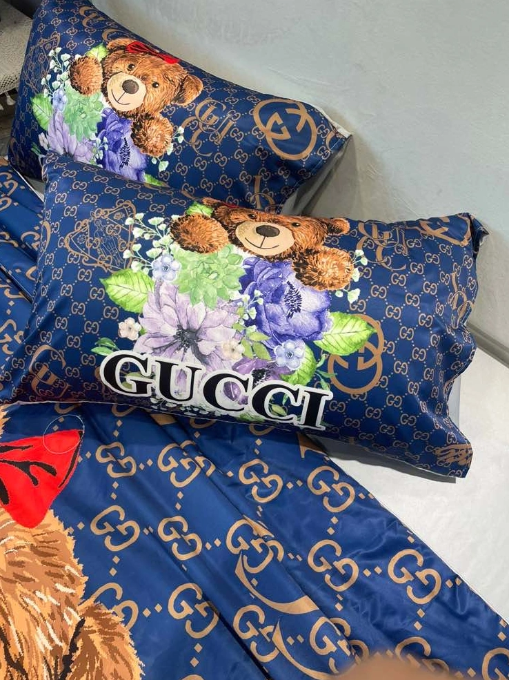 ModernLook 4212 Gucci Bedding