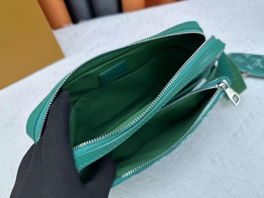 ModernLook 4285 Louis Vuitton AAA Man Messenger Bags