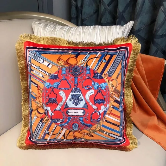 ModernLook 4326 Hermes Cushion