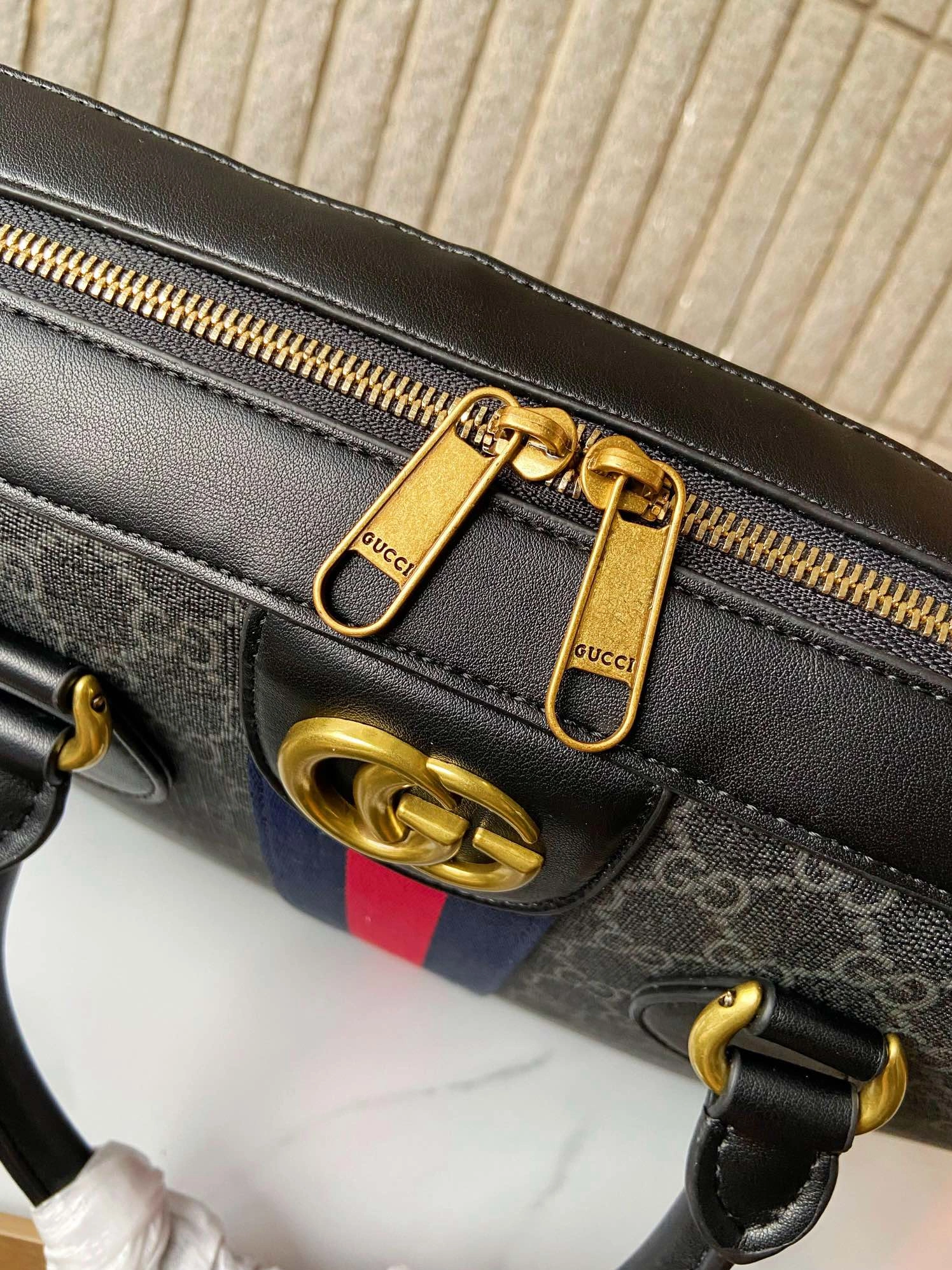 ModernLook 4356 Gucci AAA Man Handbags