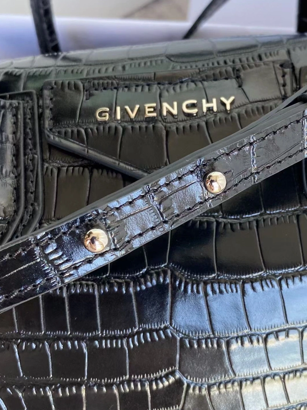 ModernLook 4381 Givenchy AAA Quality Handbags For Women