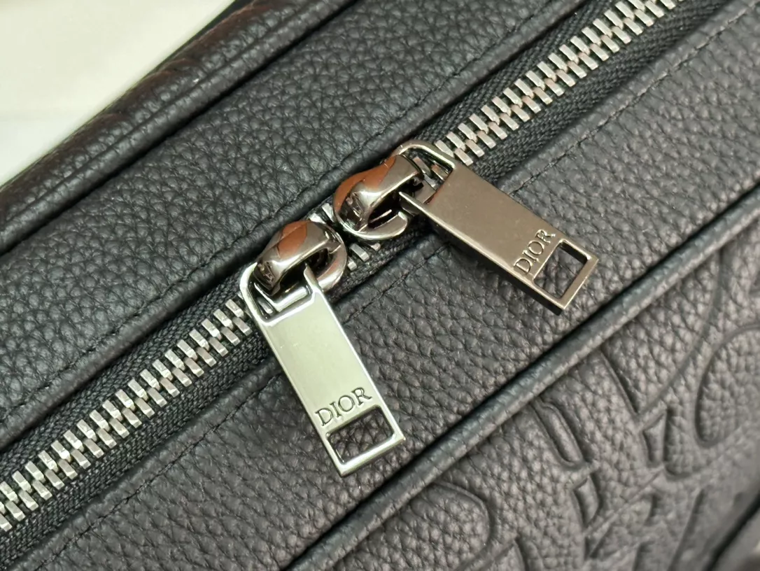 ModernLook 4476 Christian Dior AAA Man Handbags