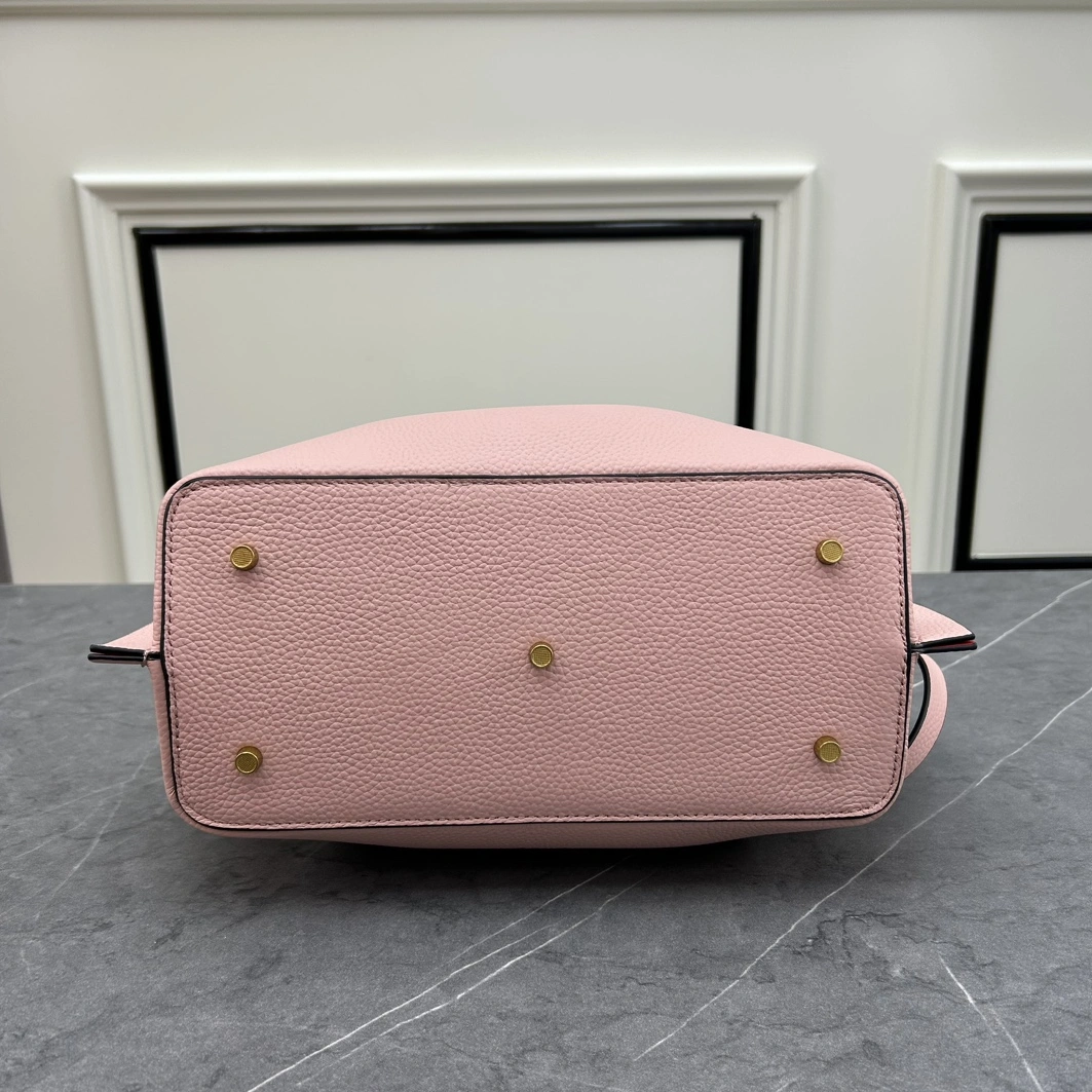 ModernLook 455 Valentino AAA Quality Handbags For Women