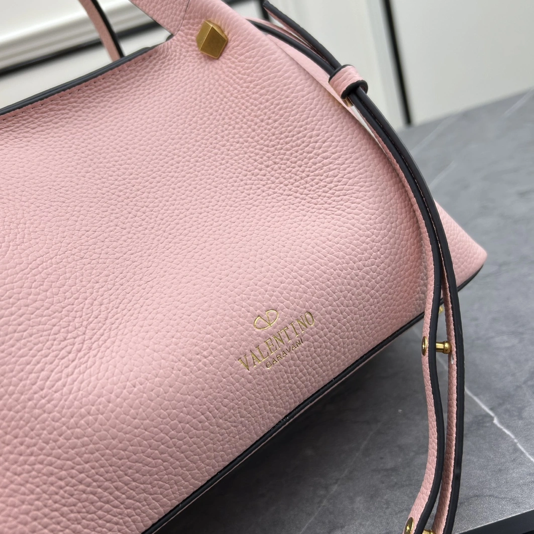 ModernLook 455 Valentino AAA Quality Handbags For Women