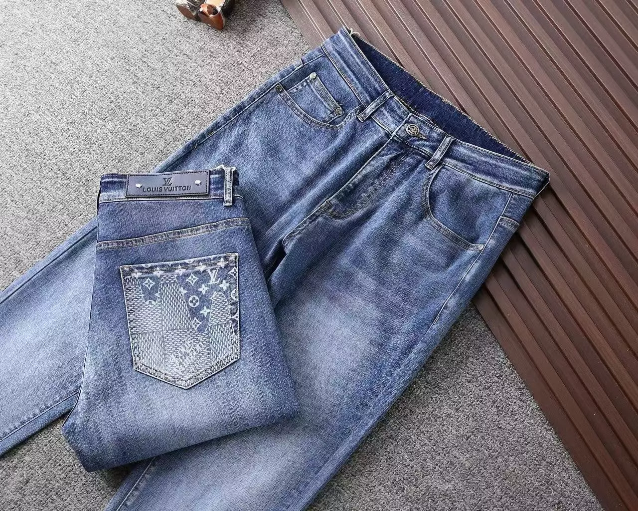 ModernLook 4573 Louis Vuitton LV Jeans For Men